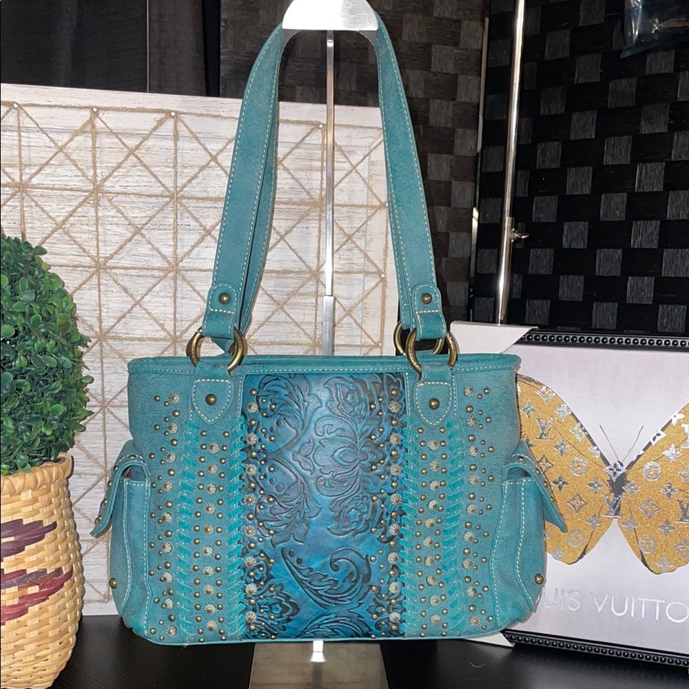 Montana West Teal Studded concealed to carry tote - Picture 2 of 6